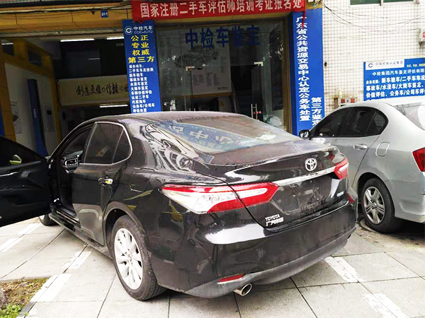 凯美瑞水浸车