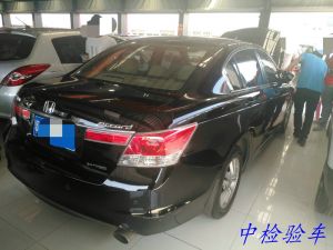 事故都伤到大梁了还能说是小刮碰？
